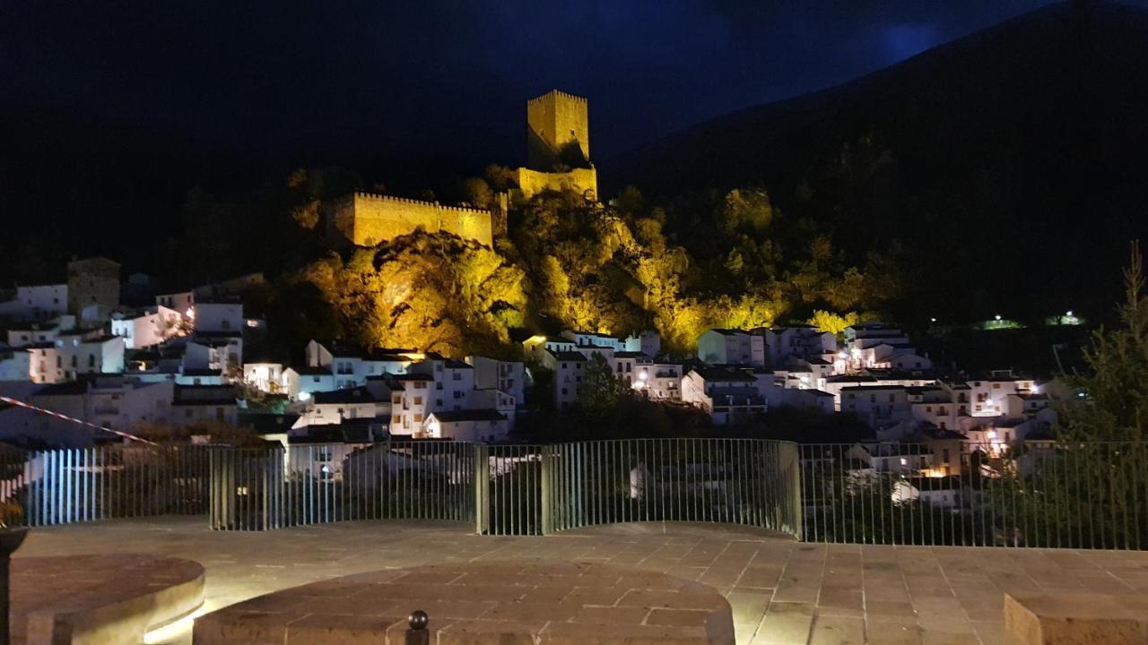 Alojamiento Rural Fuente De La Glorieta Cazorla Bagian luar foto