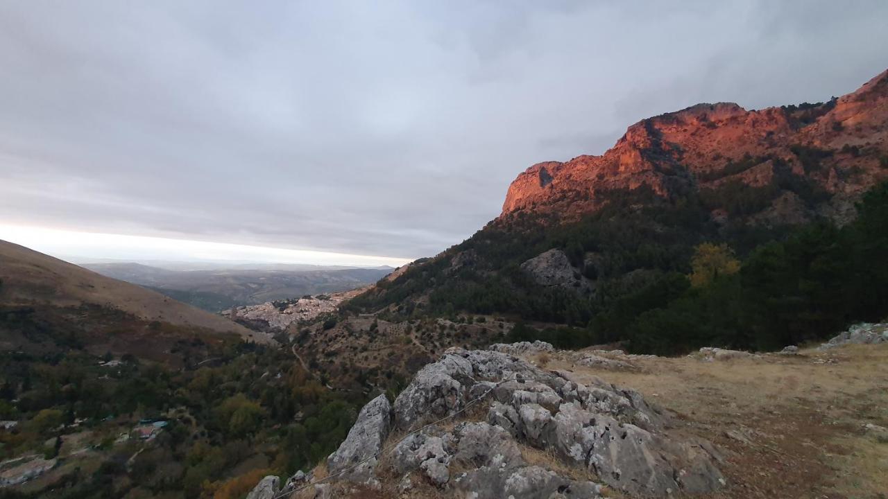 Alojamiento Rural Fuente De La Glorieta Cazorla Bagian luar foto